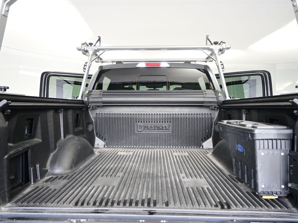 2023 Ford F-150 Lariat photo 3