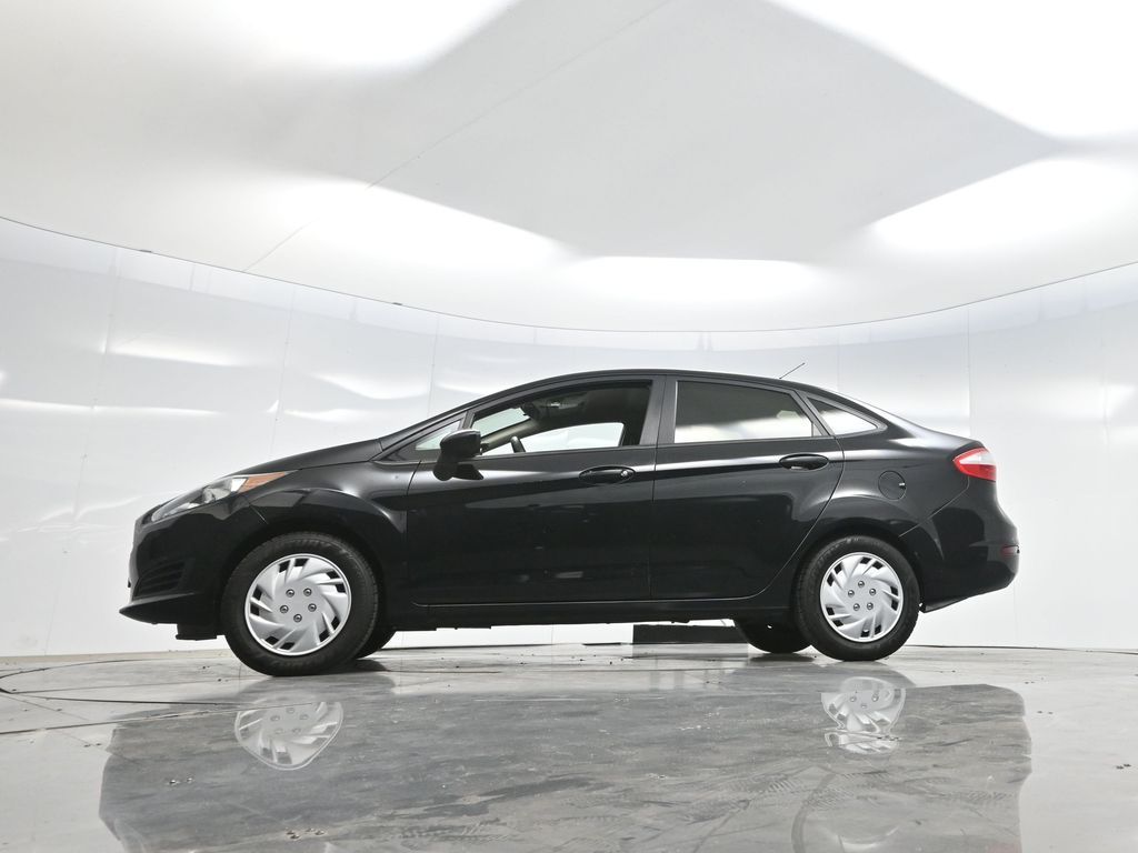 2017 Ford Fiesta S photo 6