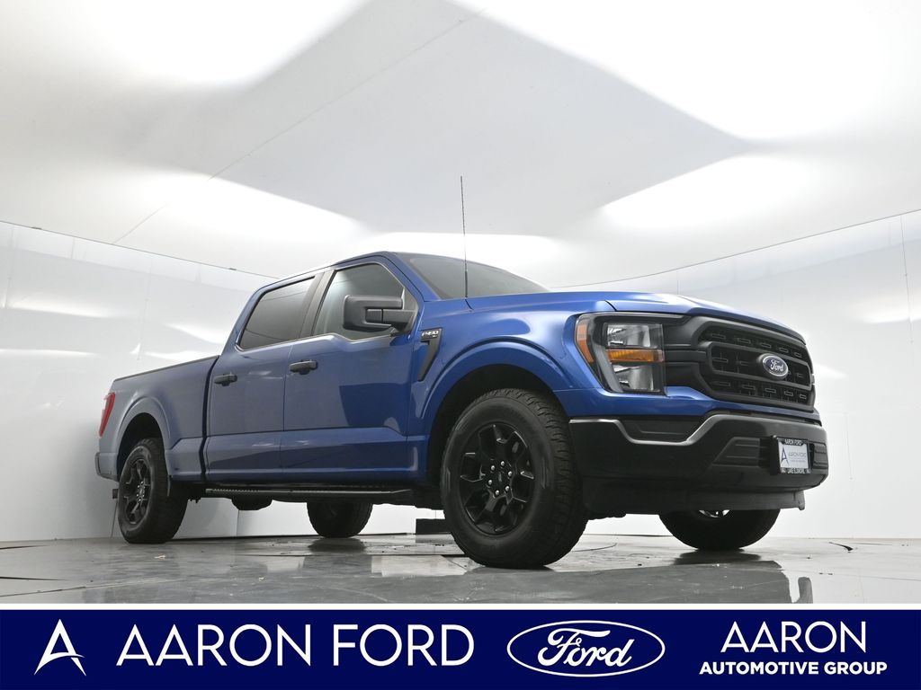 2023 Ford F-150 XL photo 2