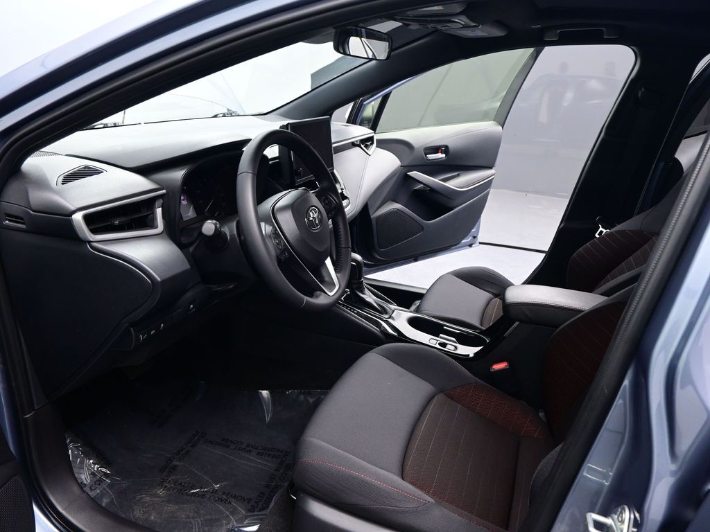 2024 Toyota Corolla Hybrid SE photo 6