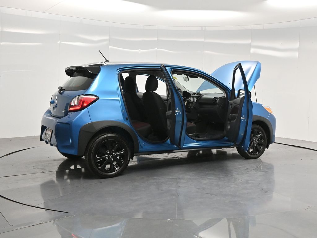 2024 Mitsubishi Mirage Black Edition photo 4