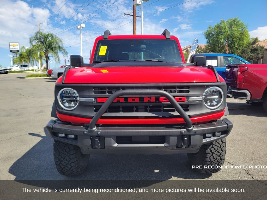 2023 Ford Bronco Base photo 2