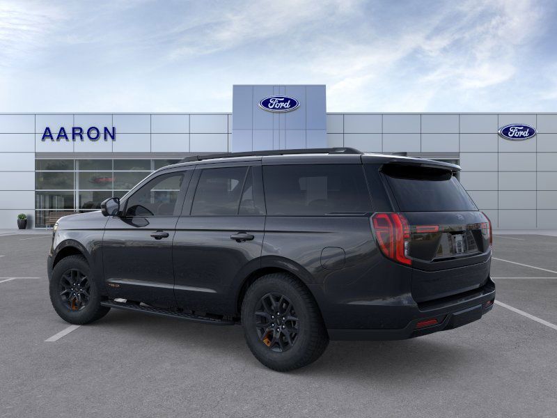 2025 Ford Expedition photo 2