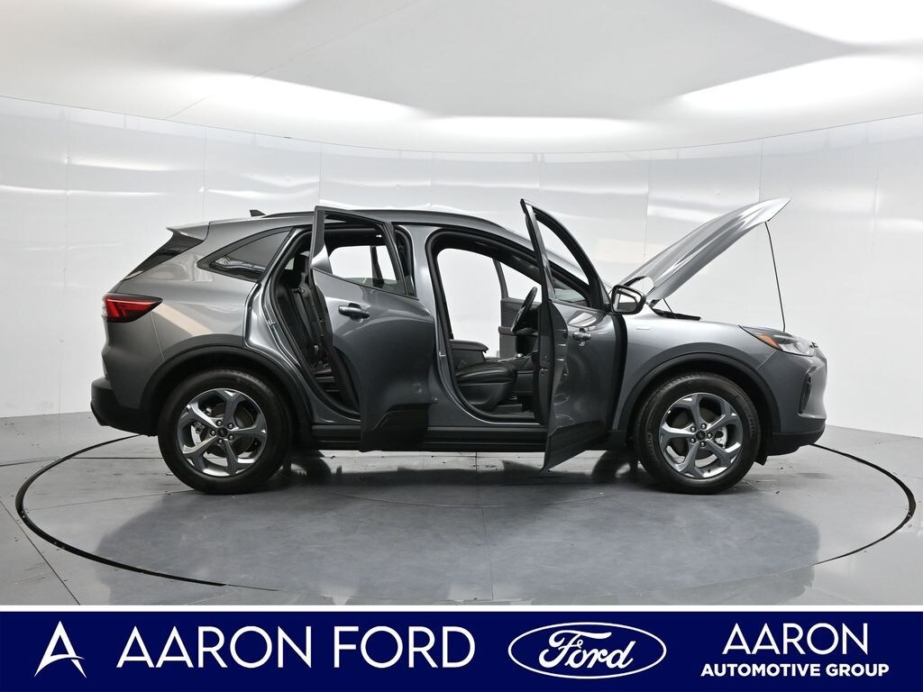 New 2025 Ford Escape Hybrid ST-Line SUV