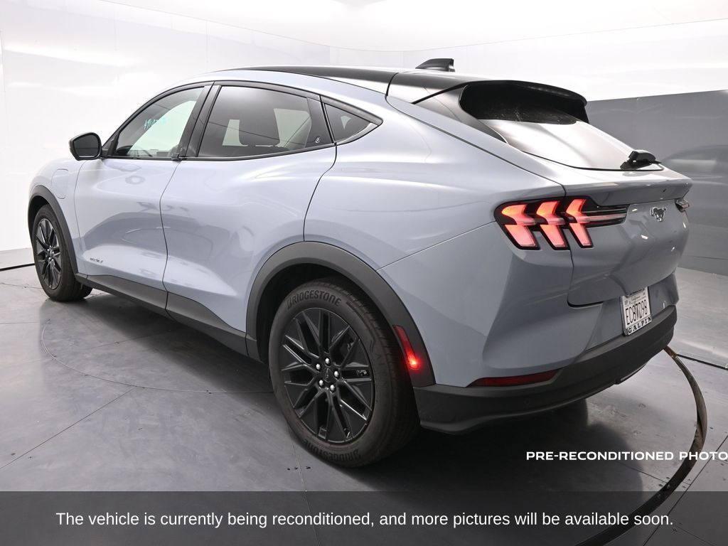 2025 Ford Mustang Mach-E Select photo 3