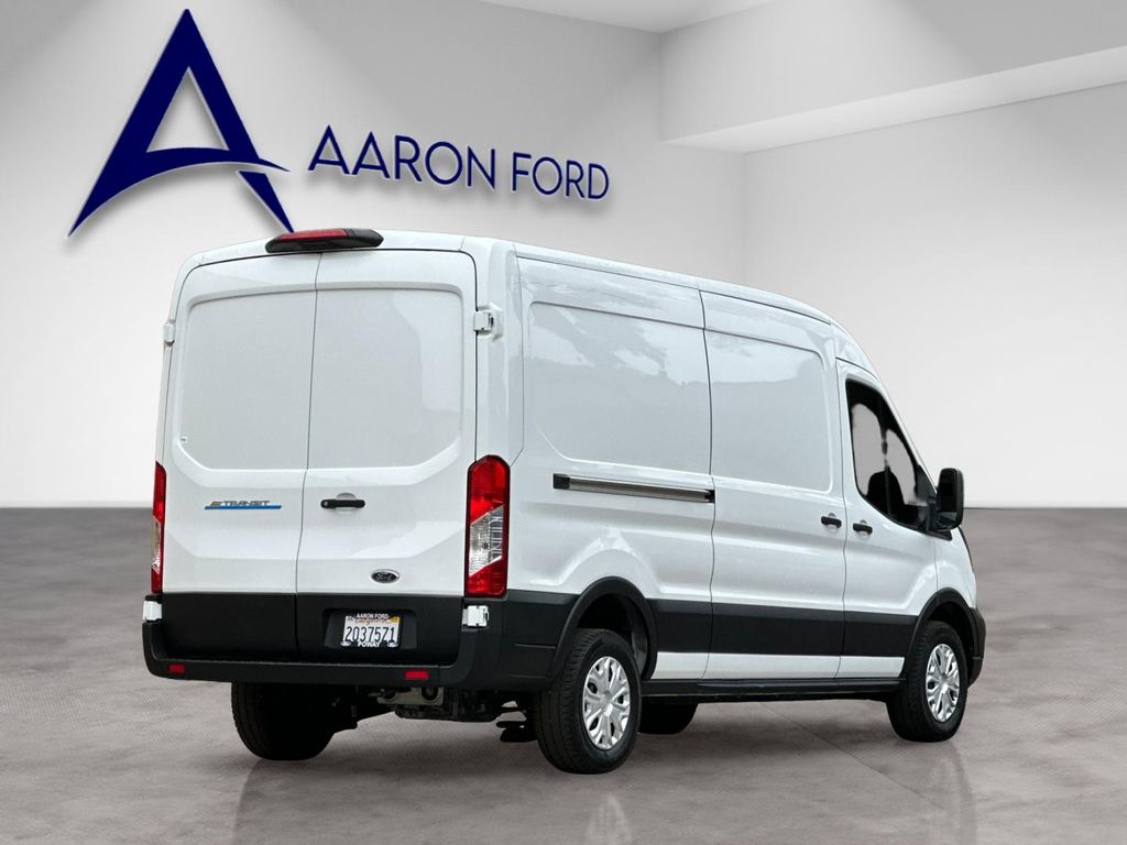 2023 Ford E-Transit-350 Base photo 5