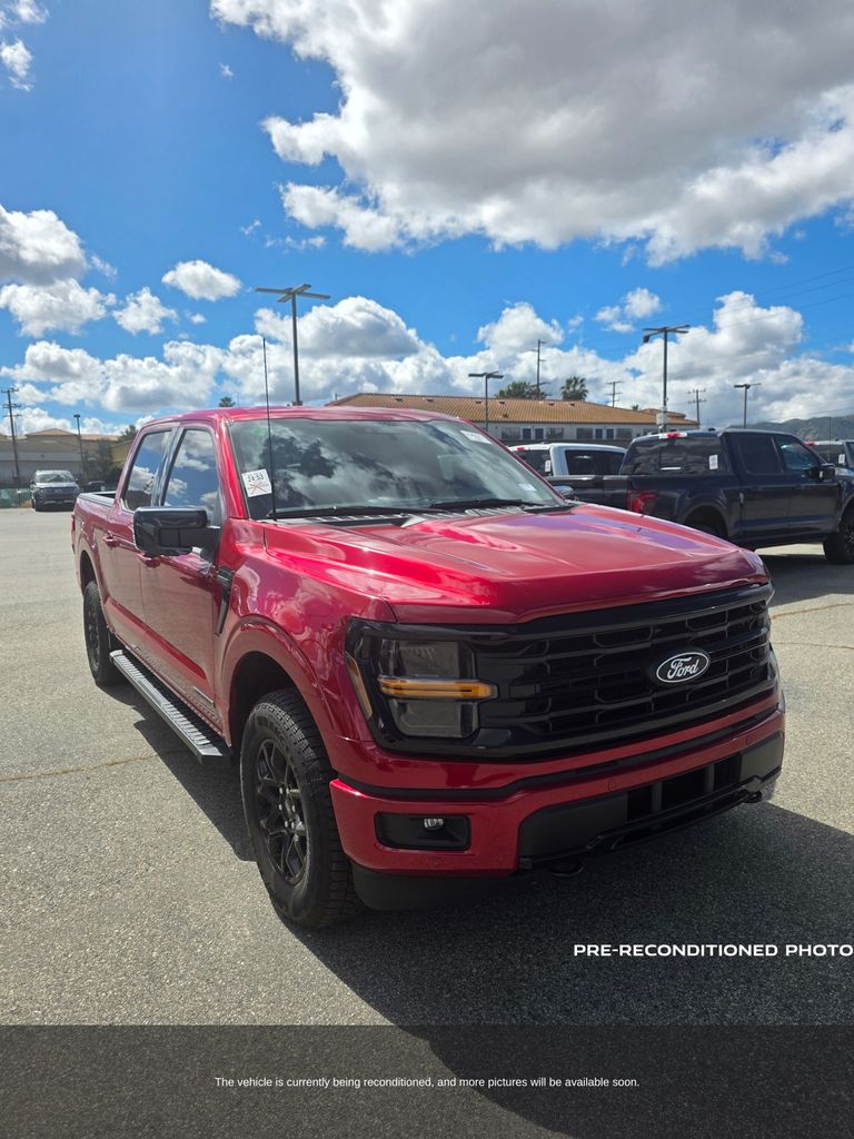 2024 Ford F-150 XLT photo 2