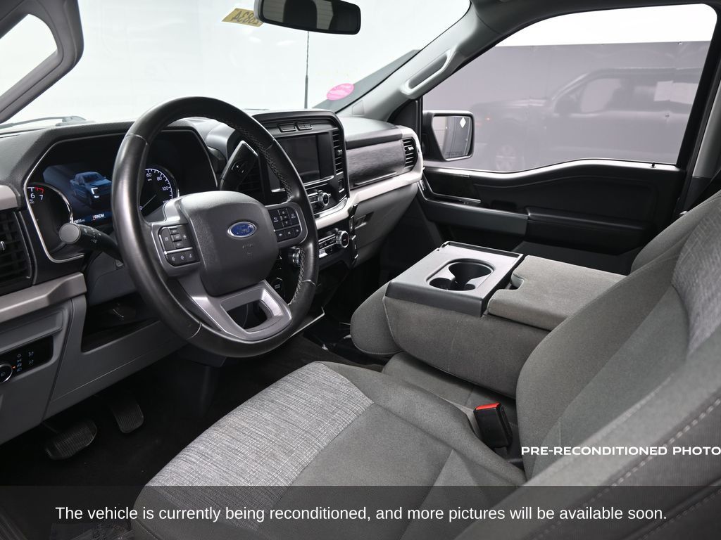 2023 Ford F-150 XLT photo 3