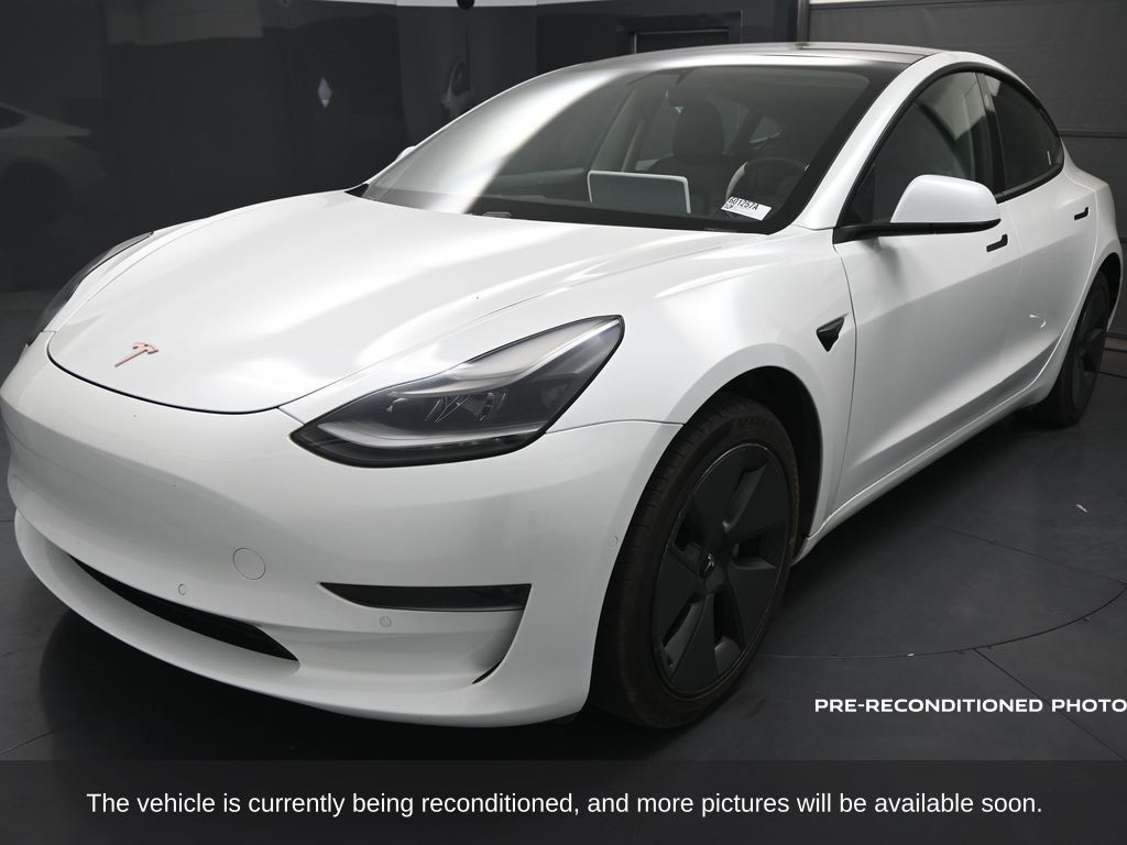 2021 Tesla Model 3 Standard Range Plus photo 4