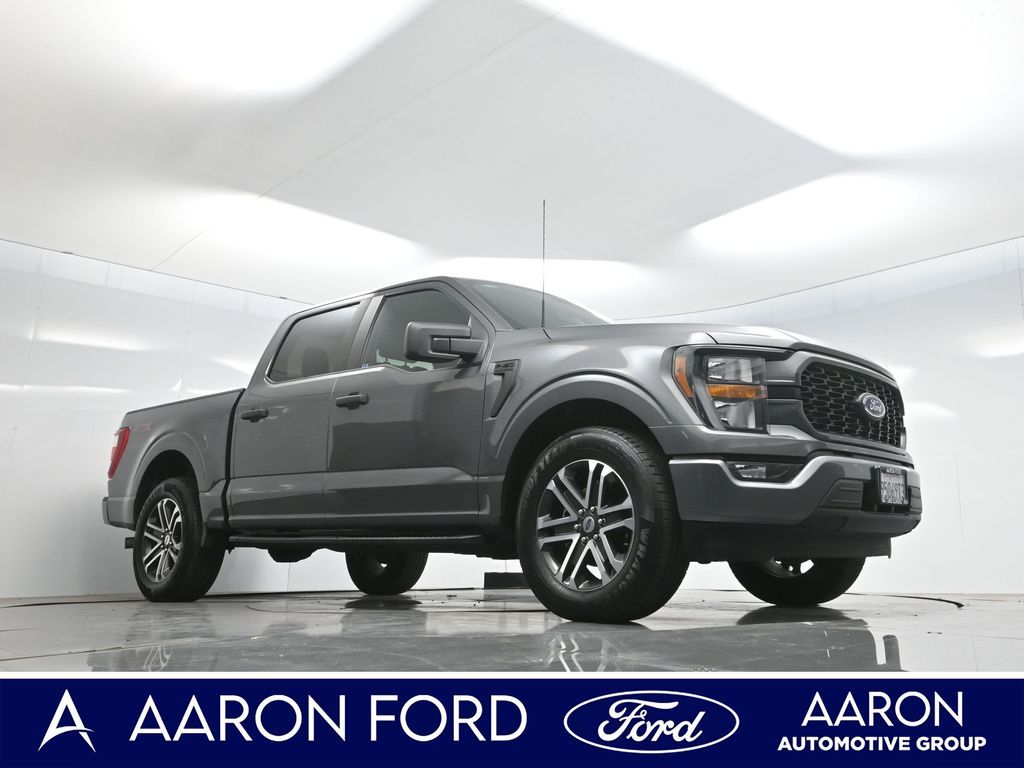 2023 Ford F-150 XL photo 2