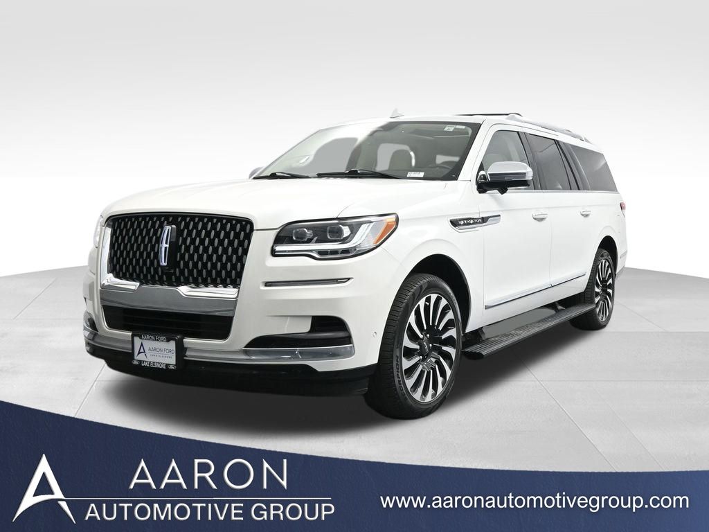 2023 Lincoln Navigator Black Label L 4WD's photo