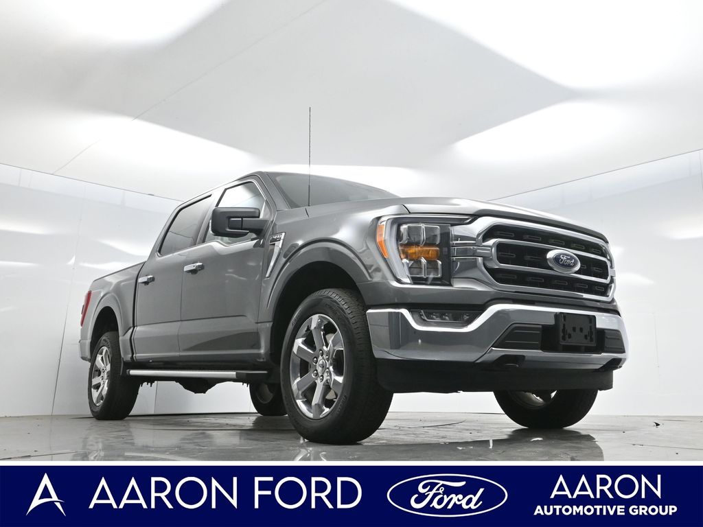 2022 Ford F-150 XLT photo 2