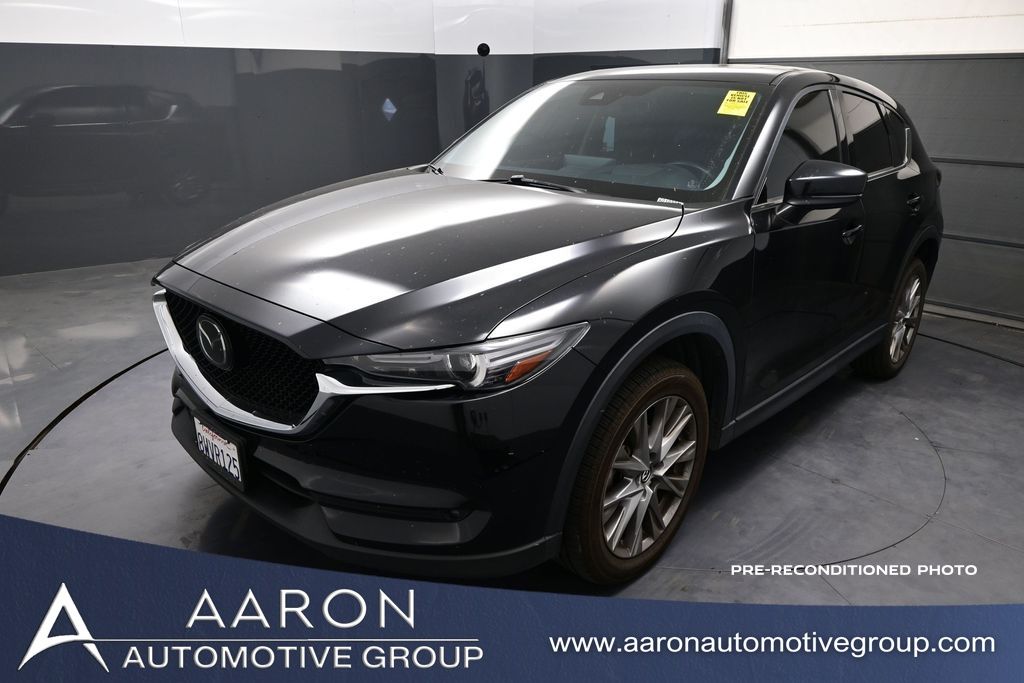 2021 Mazda CX-5 Grand Touring Auto's photo