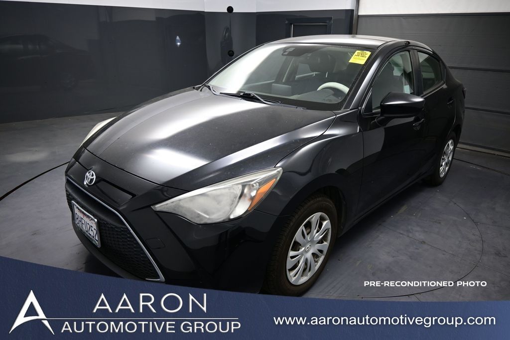 2019 Toyota Yaris L AT's photo