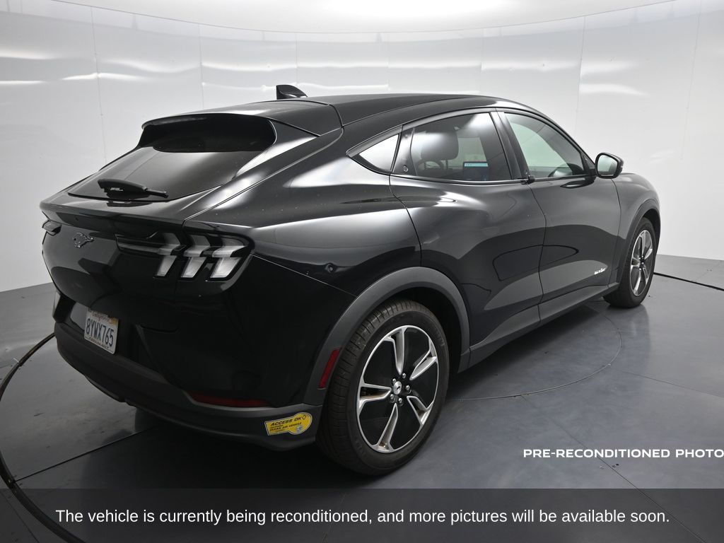 2021 Ford Mustang Mach-E Select photo 2