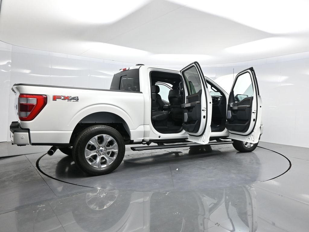 2023 Ford F-150 Platinum photo 4