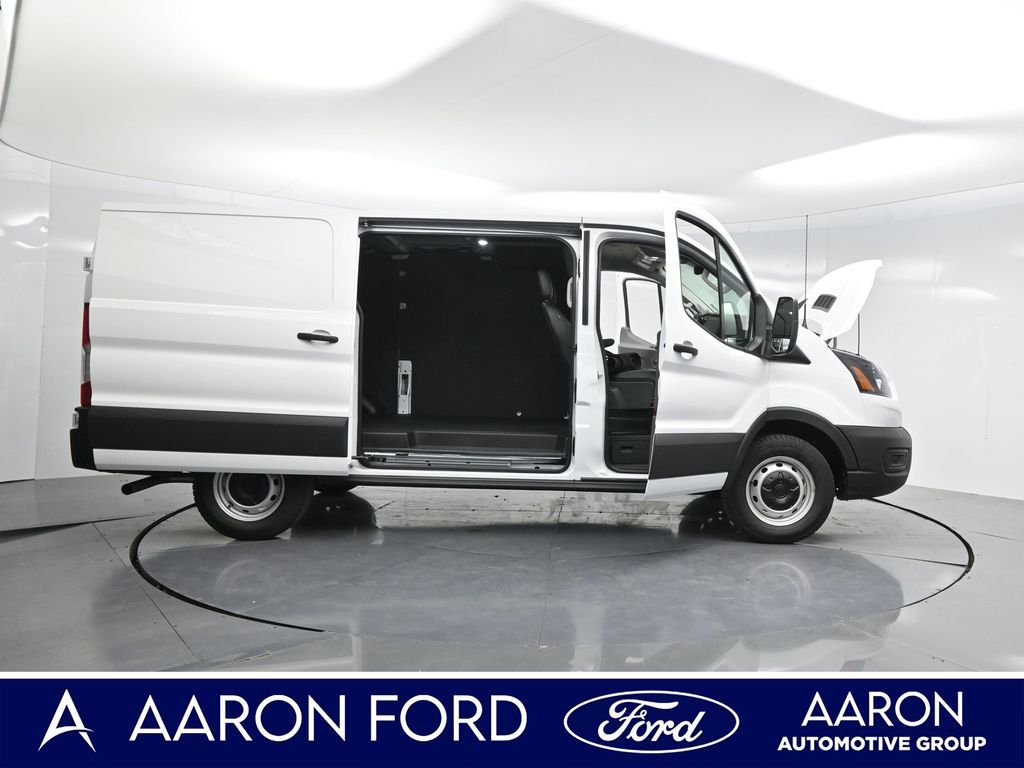 2024 Ford Transit photo 3