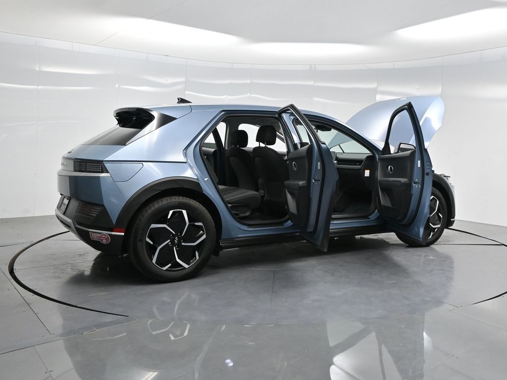2024 Hyundai Ioniq 5 SEL photo 4
