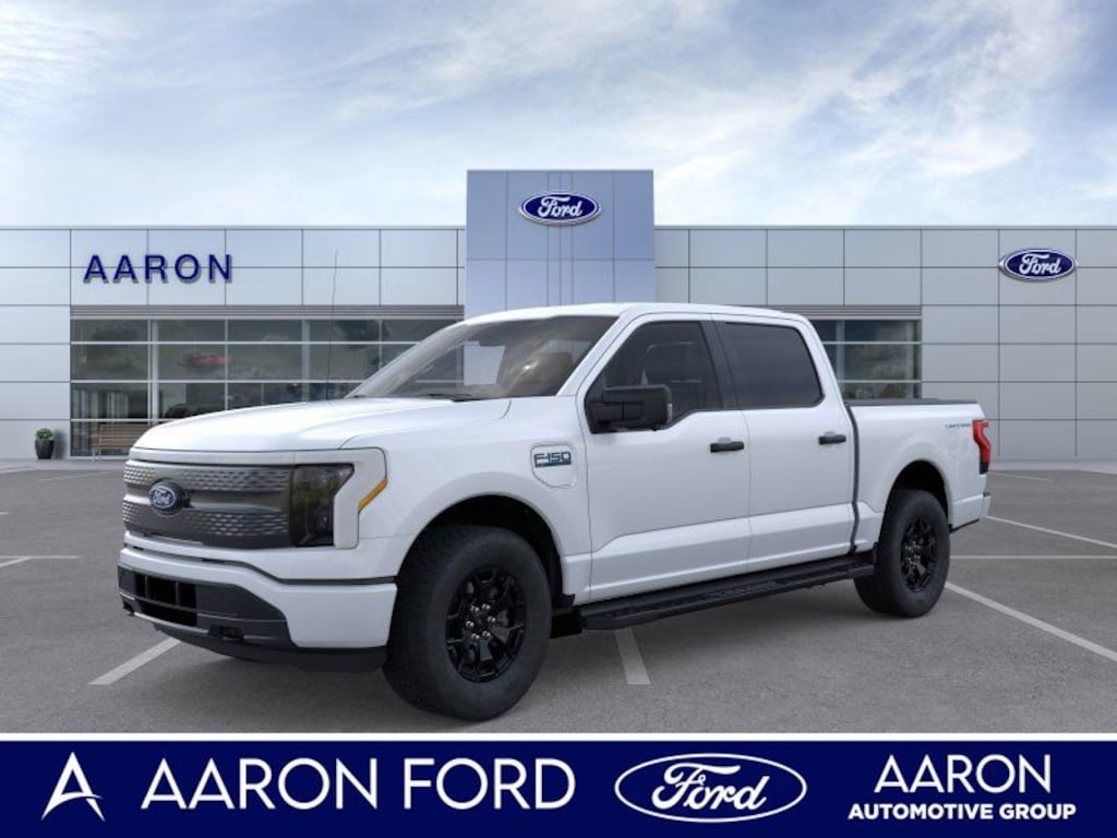 New 2025 Ford F-150 Lightning XLT Truck