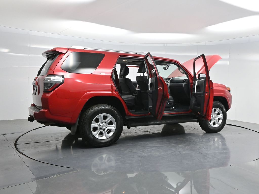 2016 Toyota 4Runner SR5 Premium photo 4