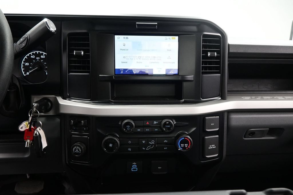 2025 Ford F-350 Super Duty Chassis Cab XL - Photo 26