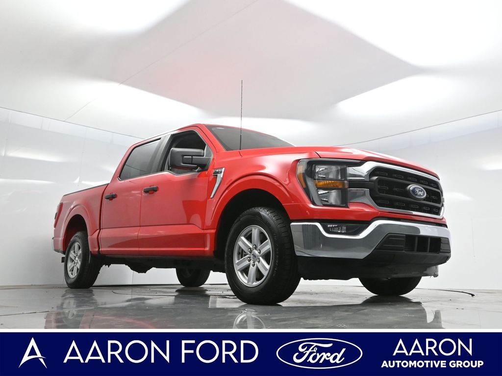 2023 Ford F-150 XLT photo 2