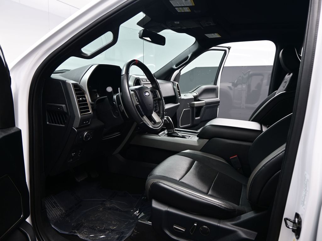 2020 Ford F-150 Raptor photo 3