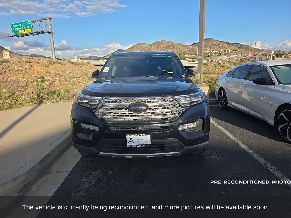 2022 Ford Explorer Limited photo 2