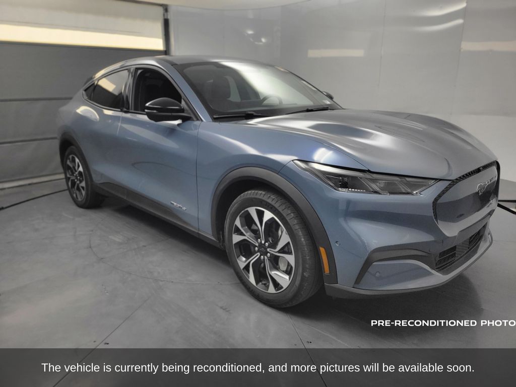 2024 Ford Mustang Mach-E Select photo 2