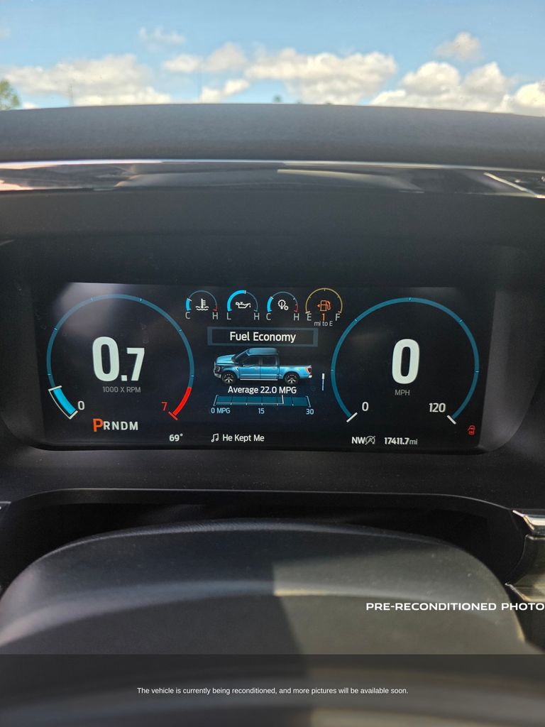 2023 Ford F-150 Lariat photo 5