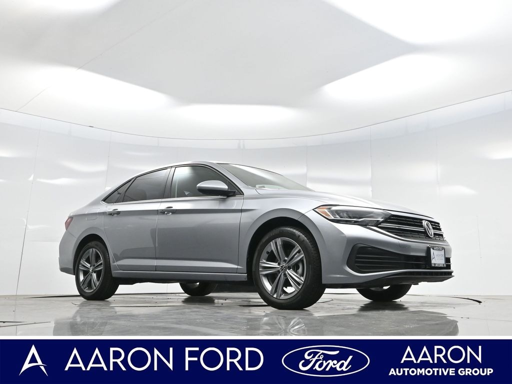 Used 2024 Volkswagen Jetta 1.5T SE Sedan