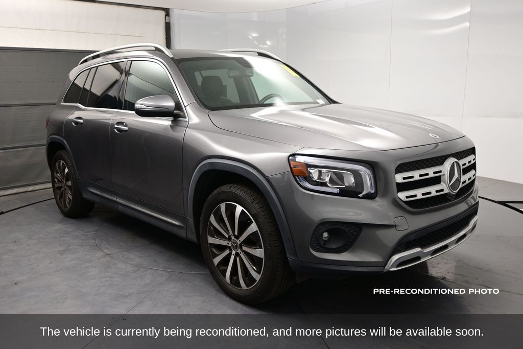 2021 Mercedes-Benz GLB GLB 250 photo 2