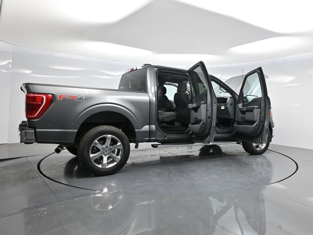 2022 Ford F-150 XLT photo 4