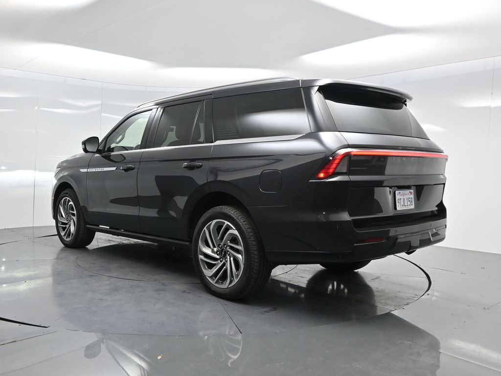2025 Lincoln Navigator Reserve photo 5