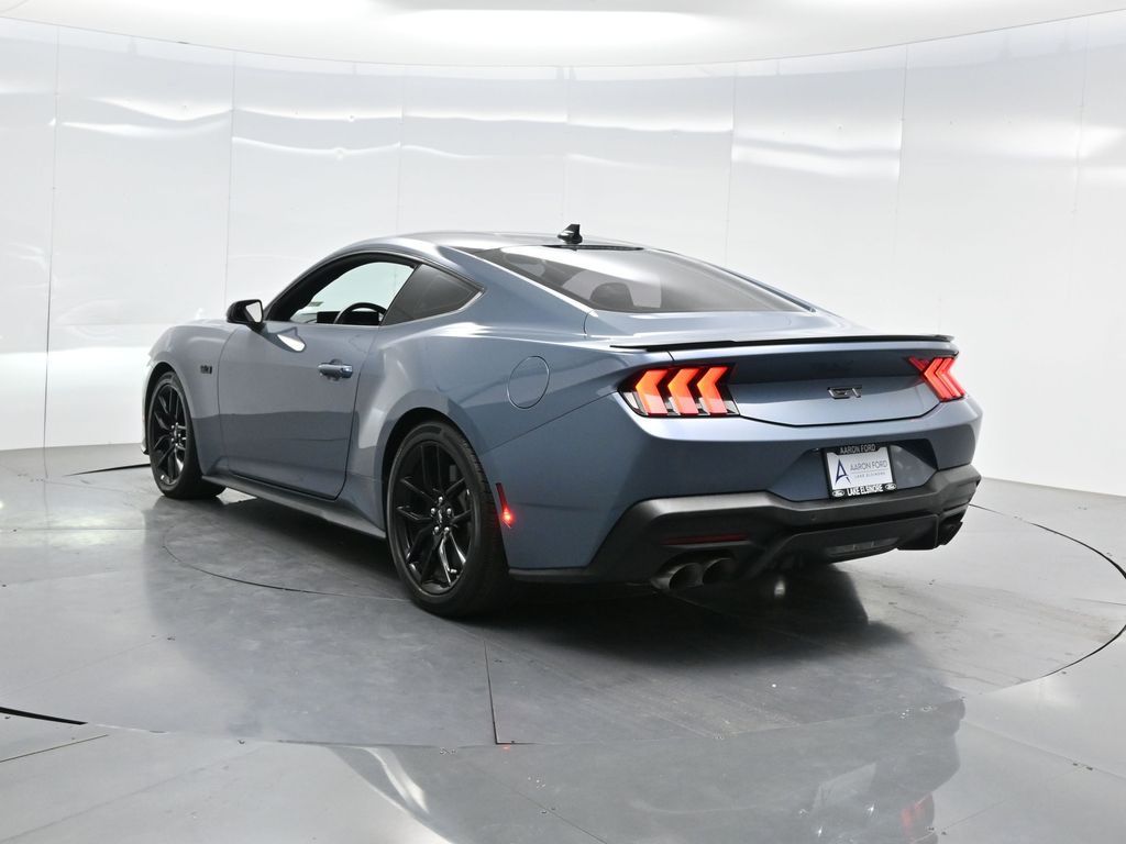 2024 Ford Mustang GT photo 5