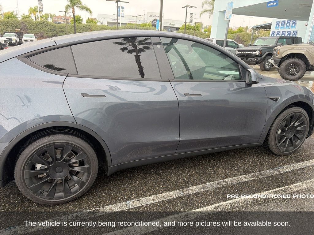 2021 Tesla Model Y Long Range photo 6