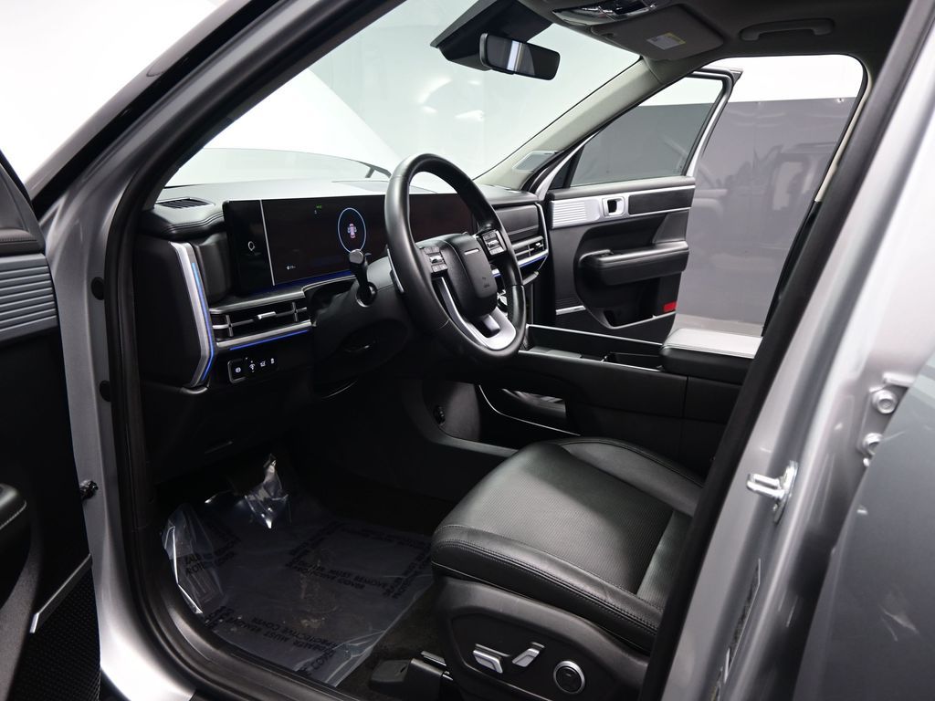 2024 Hyundai Santa Fe Limited photo 3
