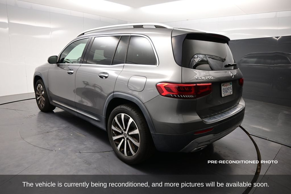 2021 Mercedes-Benz GLB GLB 250 photo 4