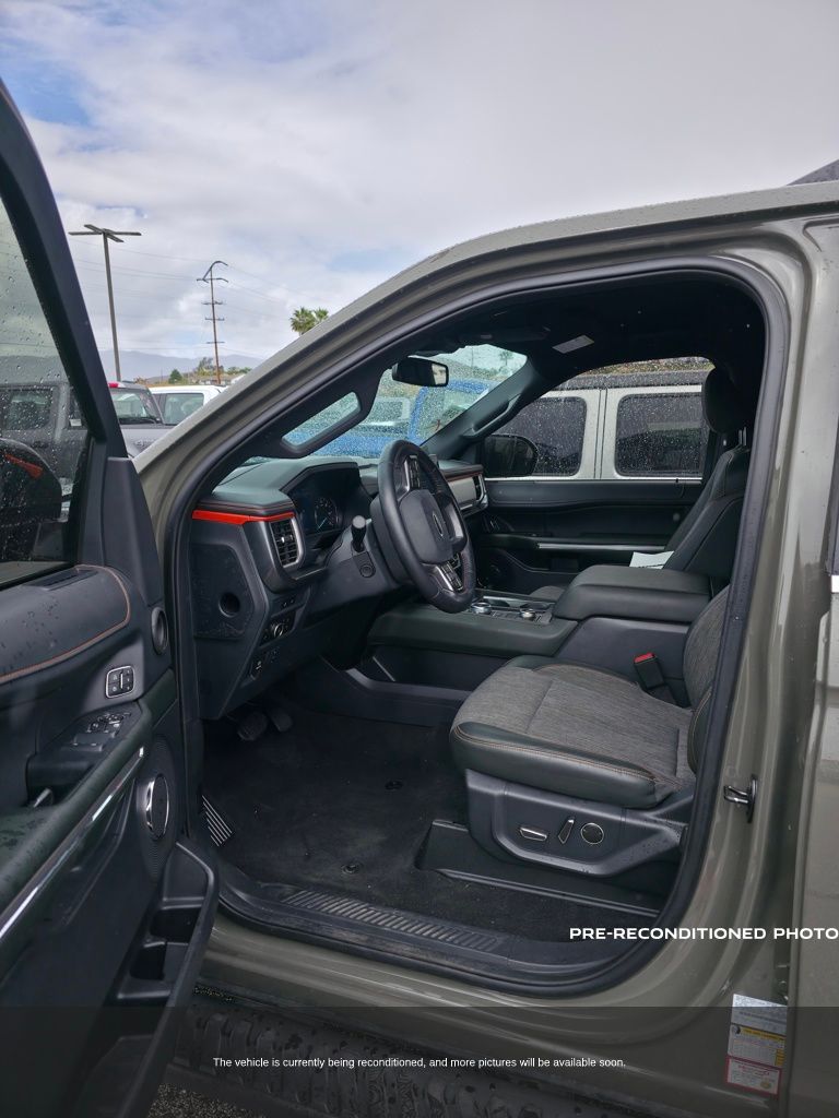 2024 Ford Expedition Timberline photo 5