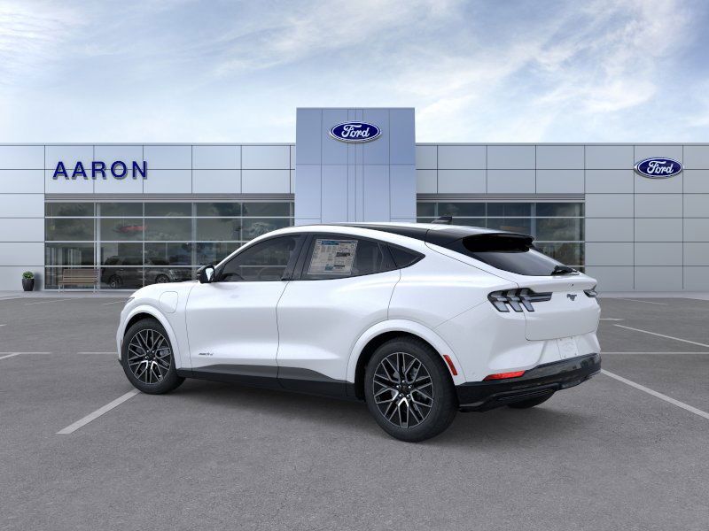 2025 Ford Mustang Mach-E Premium photo 4