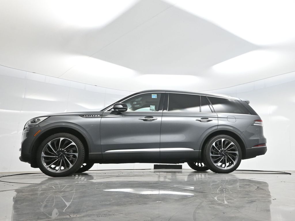 2023 Lincoln Aviator Reserve photo 6