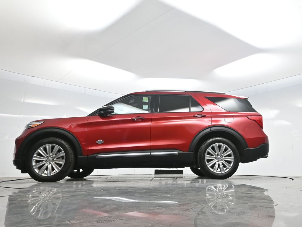 2024 Ford Explorer King Ranch photo 6