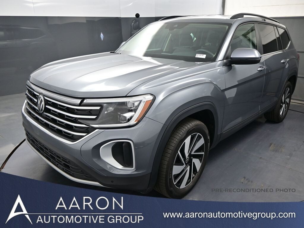 Used 2025 Volkswagen Atlas 2.0T SE w/Technology SUV