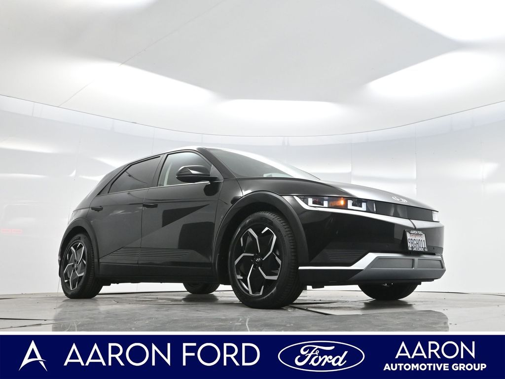 2022 Hyundai IONIQ 5 SEL photo 2