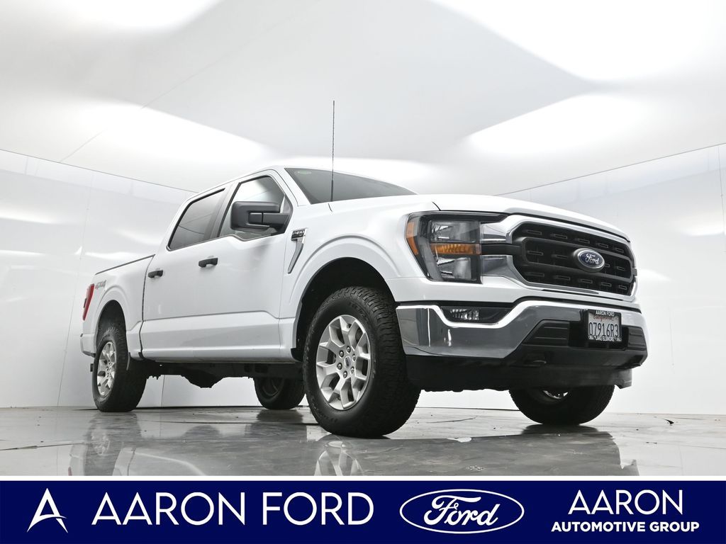 2023 Ford F-150 XLT photo 2