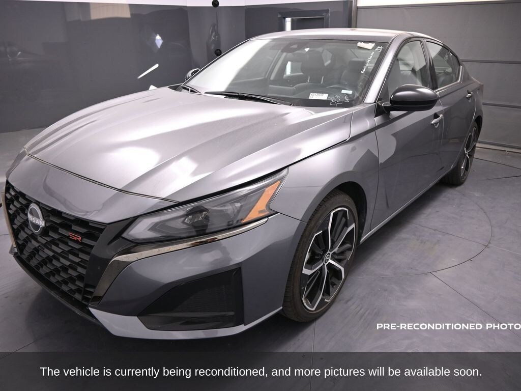 Used 2024 Nissan Altima 2.5 SR Sedan