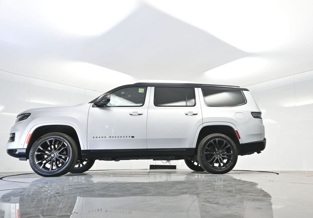 2024 Jeep Grand Wagoneer Series II photo 6