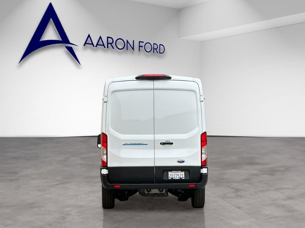 2023 Ford E-Transit-350 Base photo 4