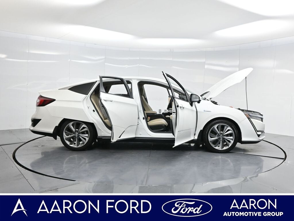 Used 2018 Honda Clarity Plug-In Hybrid Base Sedan