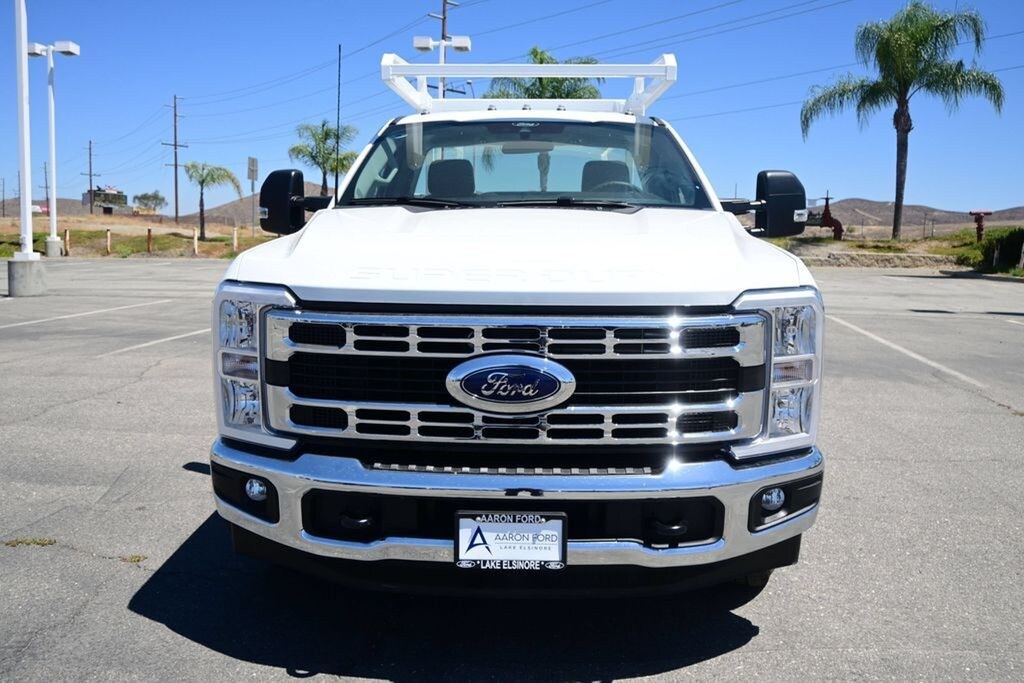 New 2025 Ford F-350SD XL Chassis